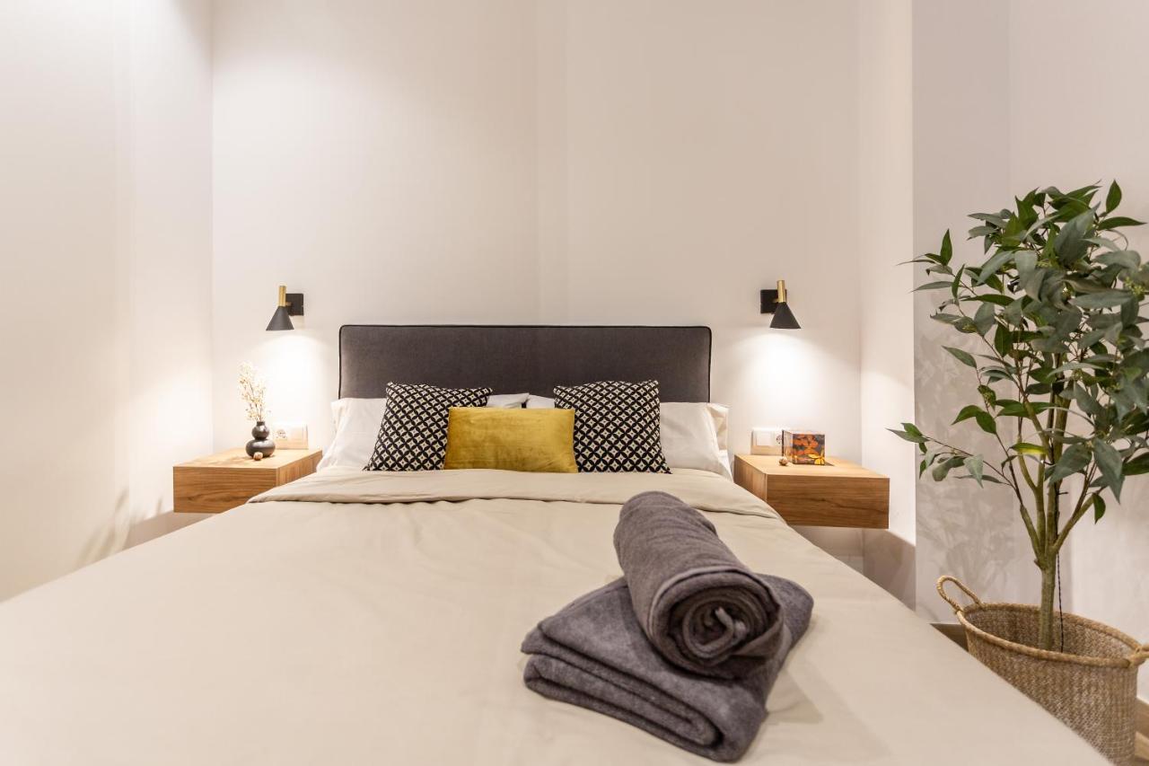 Suite Deluxe Valencia - Aiora Apartments ภายนอก รูปภาพ